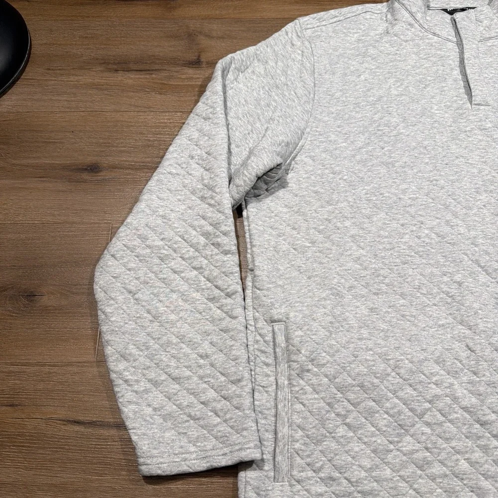 Travis Mathew Men's XXL Transatlantic Quarter Zip Quilted Pullover Sweater Grey